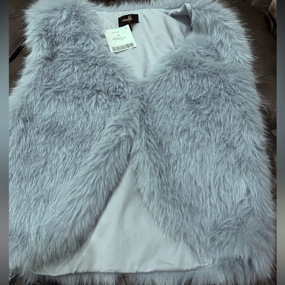 ontwelfth Jackets & Blazers - ONTWELFTH Faux Fur Vest in BABY BLUE SIZE S